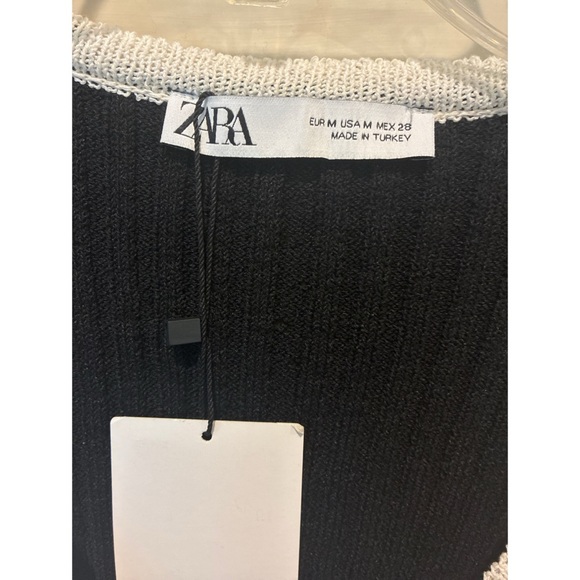 ZARA Mixed Ruffle Knit Sweater - Picture 4 of 5